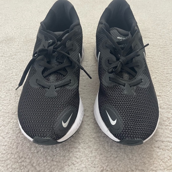 Nike Renew Run men’s size 11 - Picture 3 of 5